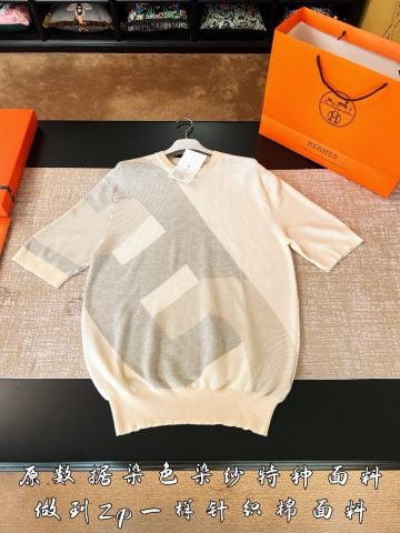 ÁO DỆT KIM NAM H M HỌA TIẾT CHỮ H KHỔ LỚN, COTTON 100%