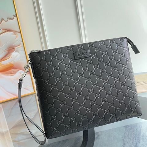 VÍ CẦM TAY UNISEX GC DẬP VÂN GG SIGNATURE – PHONG THÁI TỐI GIẢN,