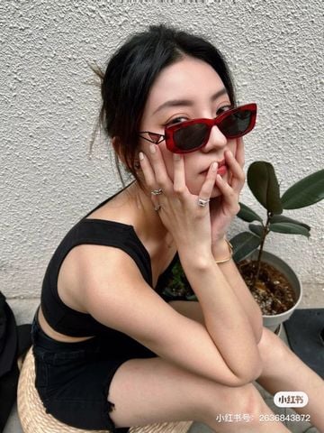 Kính mắt nữ