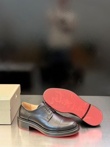 GIÀY NAM CL DA BÒ ĐẾ ĐỎ LUXURY