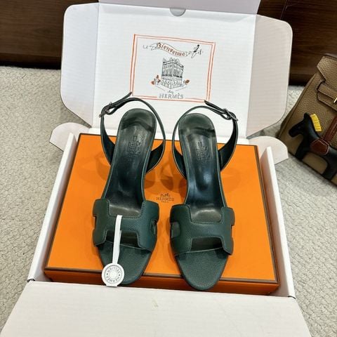 SANDAL CAO GÓT NỮ H M DÁNG H BIỂU TƯỢNG