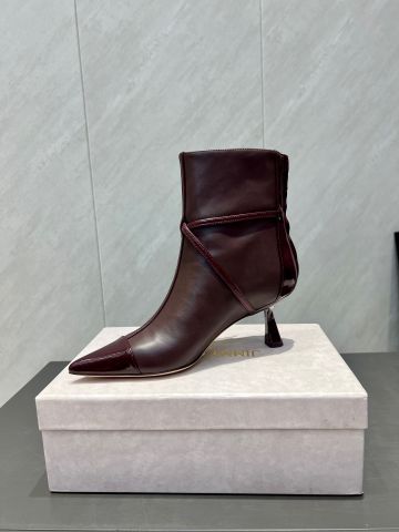 BOOT NỮ JIMC MŨI NHỌN DA NÂU ĐỎ GÓT THANH DÂY XÍCH SAU