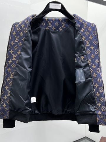 ÁO KHOÁC NAM L V DENIM MONOGRAM CỔ BẺ PHỐI DA DÁNG JACKET SANG TRỌNG