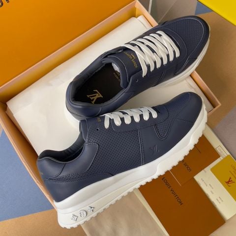 GIÀY SNEAKER NAM L V RUN AWAY PHỐI DA EPI & MONOGRAM DẬP NỔI