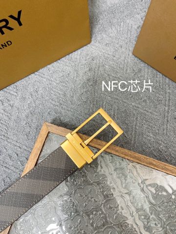 THẮT LƯNG NAM BURBERR*Y  CHECK XÁM KHÓA VUÔNG 35MM – ĐẢO 2 MẶT