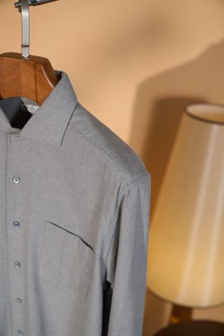 ÁO SƠ MI DÀI TAY NAM L P ANDRÉ – 100% BRUSHED COTTON, CỔ VE GẬP, CÚC MOTHER-OF-PEARL