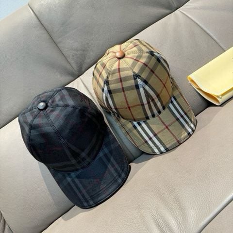 MŨ LƯỠI TRAI NAM NỮ B B CHECK – PHOM BASEBALL CAP CÁ TÍNH