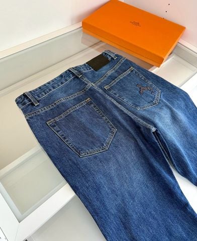 QUẦN JEANS NAM H M STRAIGHT-CUT DENIM XANH THÊU BIỂU TƯỢNG TÚI SAU PHOM ĐỨNG THANH LỊCH