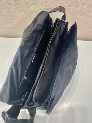 TÚI MESSENGER NAM NỮ PRD DÁNG FLAP TRAVELLER CHẦN BÔNG TAM GIÁC