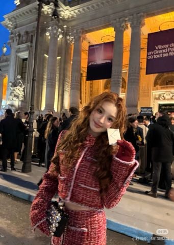 BỘ ÁO KHOÁC & CHÂN VÁY NỮ CHAN TWEED ĐỎ –ÁO