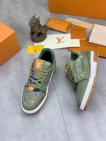GIÀY SNEAKER NAM NỮ L V DÒNG TRAINER MONOGRAM DA BÒ PHỐI TPU ĐẾ DÀY CÁ TÍNH