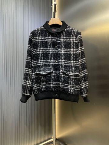 ÁO LEN UNISEX L*V  LEN BOUCLÉ ĐỎ LOGO DÂY CÁCH ĐIỆU