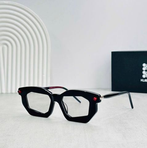 KÍNH MẮT NAM NỮ KBRM MASKE GEOMETRIC GỌNG ACETATE ĐEN ĐINH TÁN MÀU NỔI 1