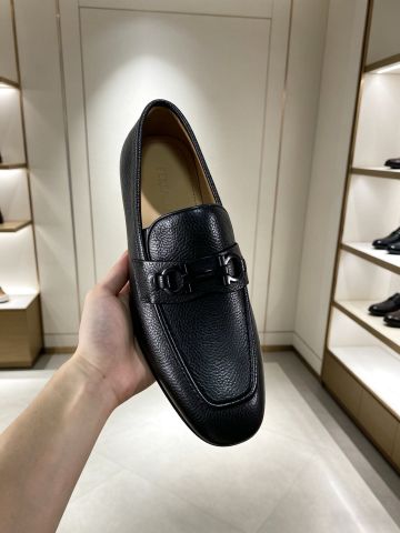 GIÀY LOAFER NAM F HORSEBIT MŨI VUÔNG DA BÒ HẠT
