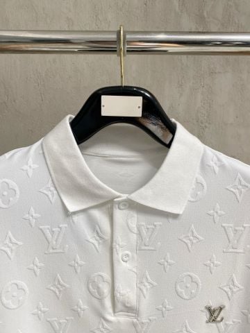 BỘ ÁO POLO + QUẦN SHORT NAM NỮ L V MONOGRAM RELIEF – PHOM MICRO OVERSIZE MỀM SANG