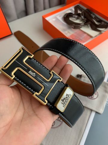 THẮT LƯNG NAM Herme*  * HAI MẶT ĐEN–NÂU | KHÓA CHỮ BIỂU TƯỢNG | BẢN 3.8CM