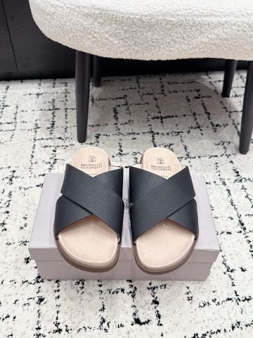DÉP NAM QUAI CHÉO DA HẠT – FOOTBED DA LỘN MỊN – ĐẾ CAO SU XỐP ÊM NHẸ