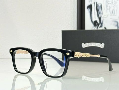 KÍNH NAM CHR* TITANIUM PHỐI CHI TIẾT KIM LOẠI ĐIỂM VÀNG