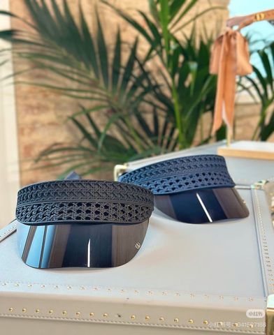 KÍNH NỮ Di*or* VERYDIOR 2025 – BẢN SHIELD ÔM MẶT, HỌA TIẾT CANNAGE SANG TRỌNG