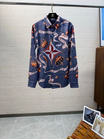 ÁO SƠ MI NAM L V HOẠ TIẾT MONOGRAM KINH ĐIỂN