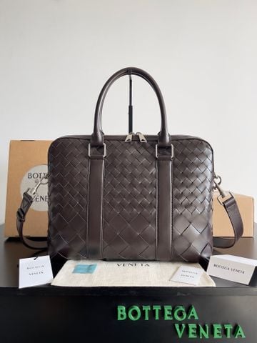 CẶP CÔNG SỞ NAM BV INTRECCIATO DA BÒ ĐAN THỦ CÔNG PHOM ĐỨNG