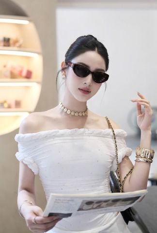 KÍNH MẮT NỮ GC FORM OVAL BẢN DÀY PHỐI WEB BIỂU TƯỢNG