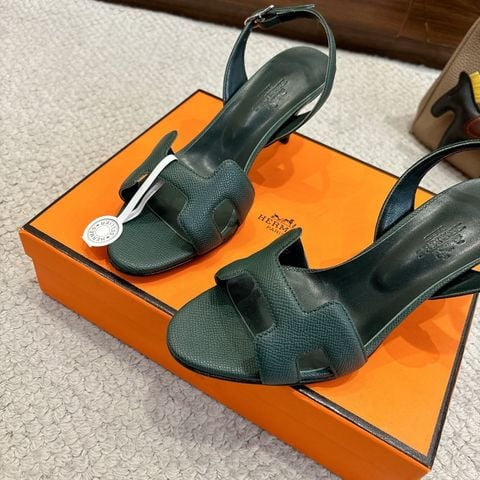 SANDAL CAO GÓT NỮ H M DÁNG H BIỂU TƯỢNG