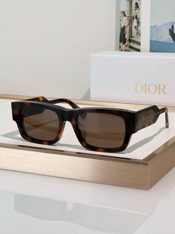 KÍNH MẮT NAM NỮ DR LABEL DÁNG VUÔNG BẢN DÀY CÀNG LOGO NỔI BẬT