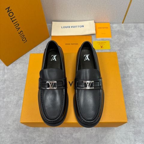 GIÀY NAM LOAFER LOUI* MAJOR • KHÓA CHỮ V