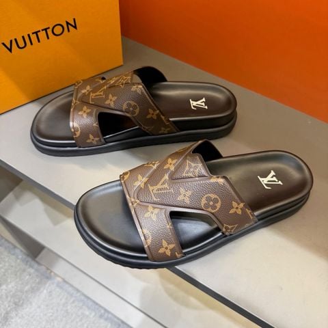 DÉP NAM L V MONOGRAM QUAI CHÉO ĐẾ TPU ÊM CHÂN
