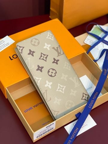 VÍ DÀI NAM LV BRAZZA MONOGRAM SURPLUS CANVAS HỌA TIẾT MONOGRAM BẤT QUY TẮC
