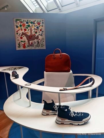 GIÀY SNEAKER NAM NỮ HERM* DÒNG BOUNCING DA BÊ LỘN PHỐI TEXTILE KỸ THUẬT CO GIÃN