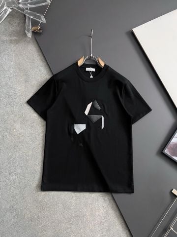 ÁO THUN NAM HM H’CHEVAL GEOMETRIC HORSE APPLIQUÉ
