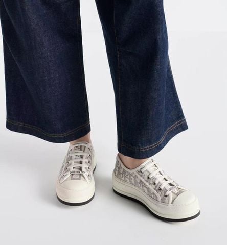 GIÀY NỮ DIORR  WALK’N’DIOR ĐẾ DÀY OBIQUE THÊU 3D