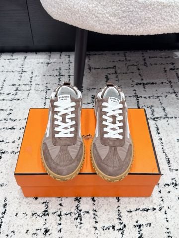 GIÀY SNEAKER NAM NỮ H M JET RETRO DA PHỐI CHI TIẾT H NỔI BẬT