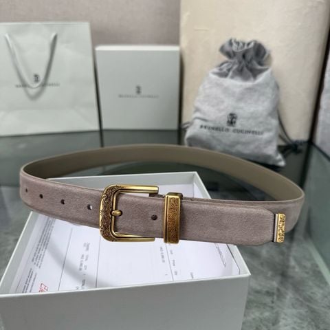 THẮT LƯNG NAM NỮ B C DA BÒ SUEDE – KHÓA CHẠM KHẮC CỔ ĐIỂN CỰC ẤN TƯỢNG