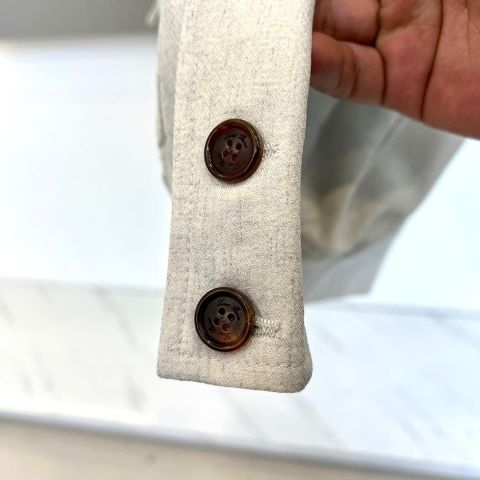 ÁO KHOÁC NAM LP CỔ ĐỨNG PHOM GỌN TINH TẾ THÊU LOGO NHẸ NHÀNG