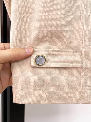 ÁO KHOÁC NAM L V DÁNG WORKWEAR CỔ NHUNG GÂN PHỐI TÚI THÊU LOGO