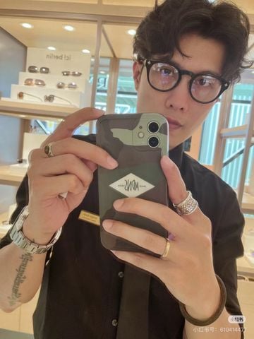 GỌNG KÍNH MẮT NAM NỮ chrome* hearts*  * — GỌNG ACETATE DÁNG CỔ ĐIỂN, MOTIF THÁNH GIÁ