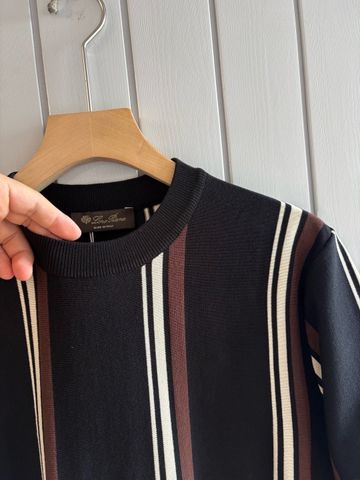 ÁO DỆT KIM NAM LP CỔ TRÒN SỌC DỌC JACQUARD CAO CẤP