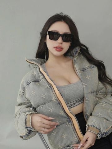 KÍNH MẮT NỮ O W PHOM VUÔNG OVERSIZE BẢN DÀY