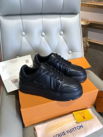 GIÀY SNEAKER NAM L V DÁNG ĐẾ DÀY “TRẦN VÂN NỔI” ẤN TƯỢNG