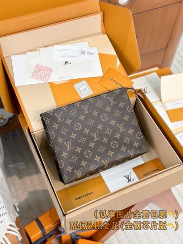 TÚI POUCH NAM NỮ L V POCHE TOILETTE 26 MONOGRAM CANVAS