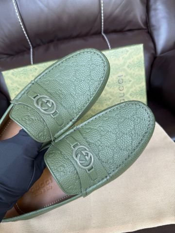 GIÀY NAM LOAFER GC DÁNG MOCCASSIN DẬP MONOGRAM KHÓA KIM LOẠI
