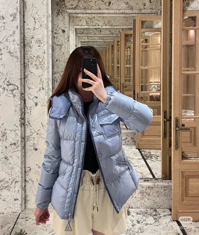 ÁO KHOÁC NỮ MONC* PHAO LÔNG VŨ MŨ RỜI