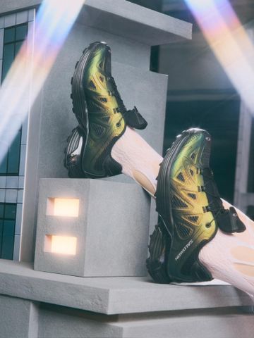 GIÀY THỂ THAO NỮ SALOM XT-WHISPER VOID IRIDESCENT