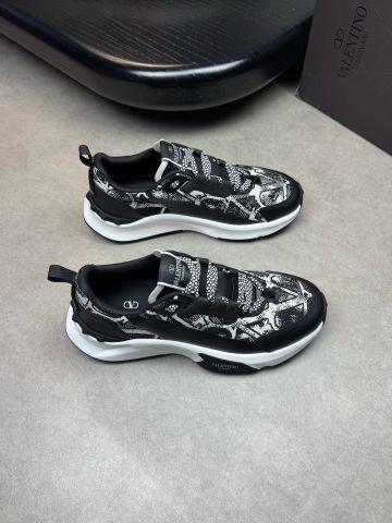 GIÀY SNEAKER NAM VALEN HỌA TIẾT ĐEN TRẮNG ĐẾ DÀY