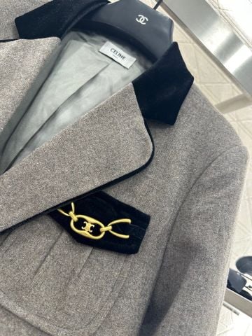 ÁO BLAZER NỮ ce*line*  CỔ NHUNG TƯƠNG PHẢN – PHOM TÂY THANH LỊCH