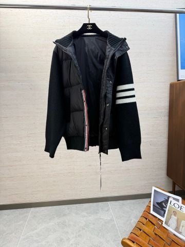 ÁO KHOÁC PHAO NAM TB CỔ BẺ DÁNG ĐỨNG – PHOM SANG GỌN, C