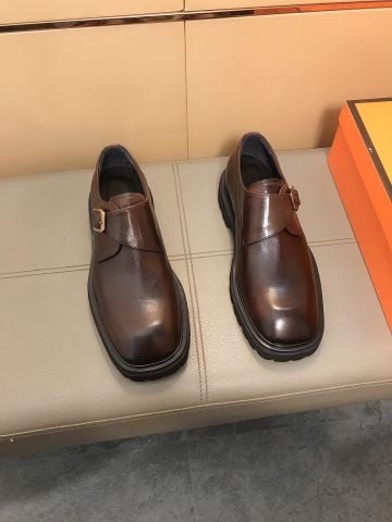 GIÀY NAM LV* DA NÂU KHÓA GÀI ĐẾ DÀY